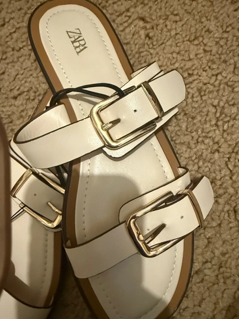 ZARA Cream Double-Buckle Slide Sandals with Gold Hardware - Picture 4 of 4